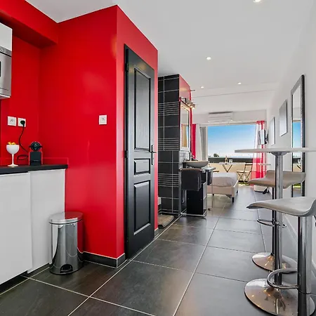 Apartment Red Port Nature *